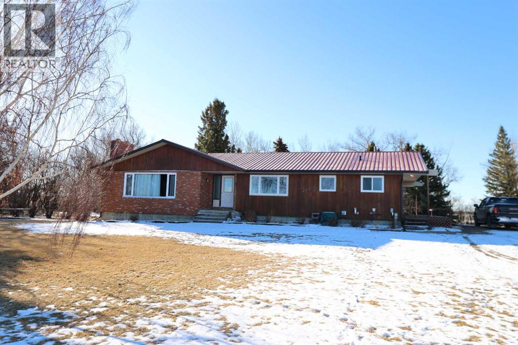 115054 Rr 103, Bow Island, Alberta  T0K 0G0 - Photo 2 - A2292924