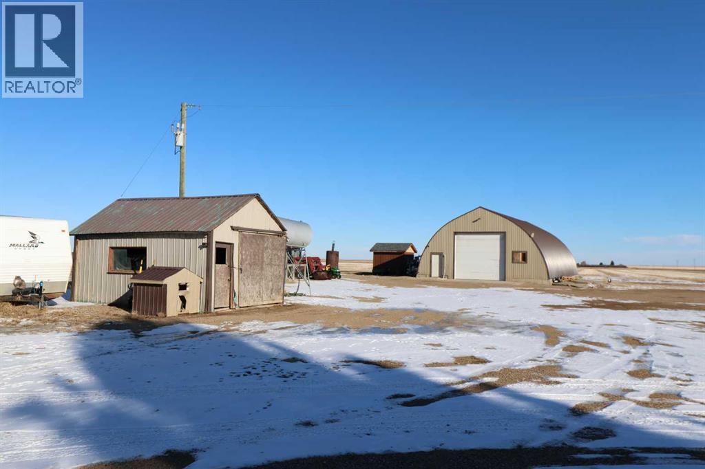 115054 Rr 103, Bow Island, Alberta  T0K 0G0 - Photo 3 - A2292924