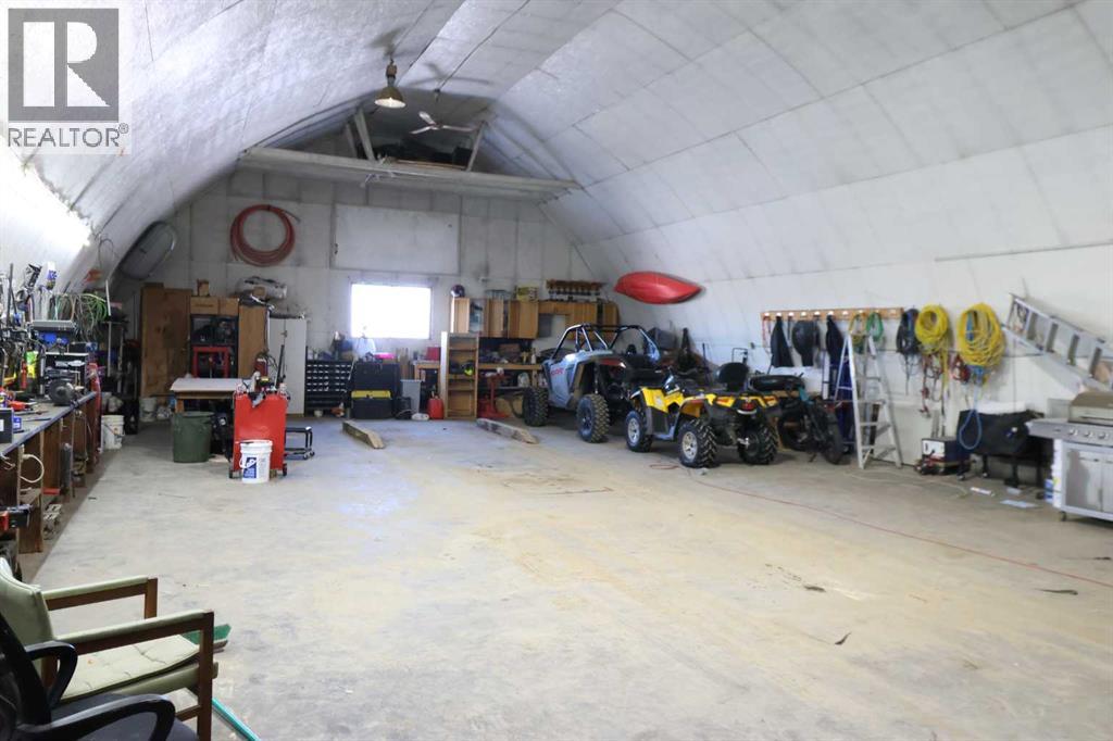 115054 Rr 103, Bow Island, Alberta  T0K 0G0 - Photo 4 - A2292924