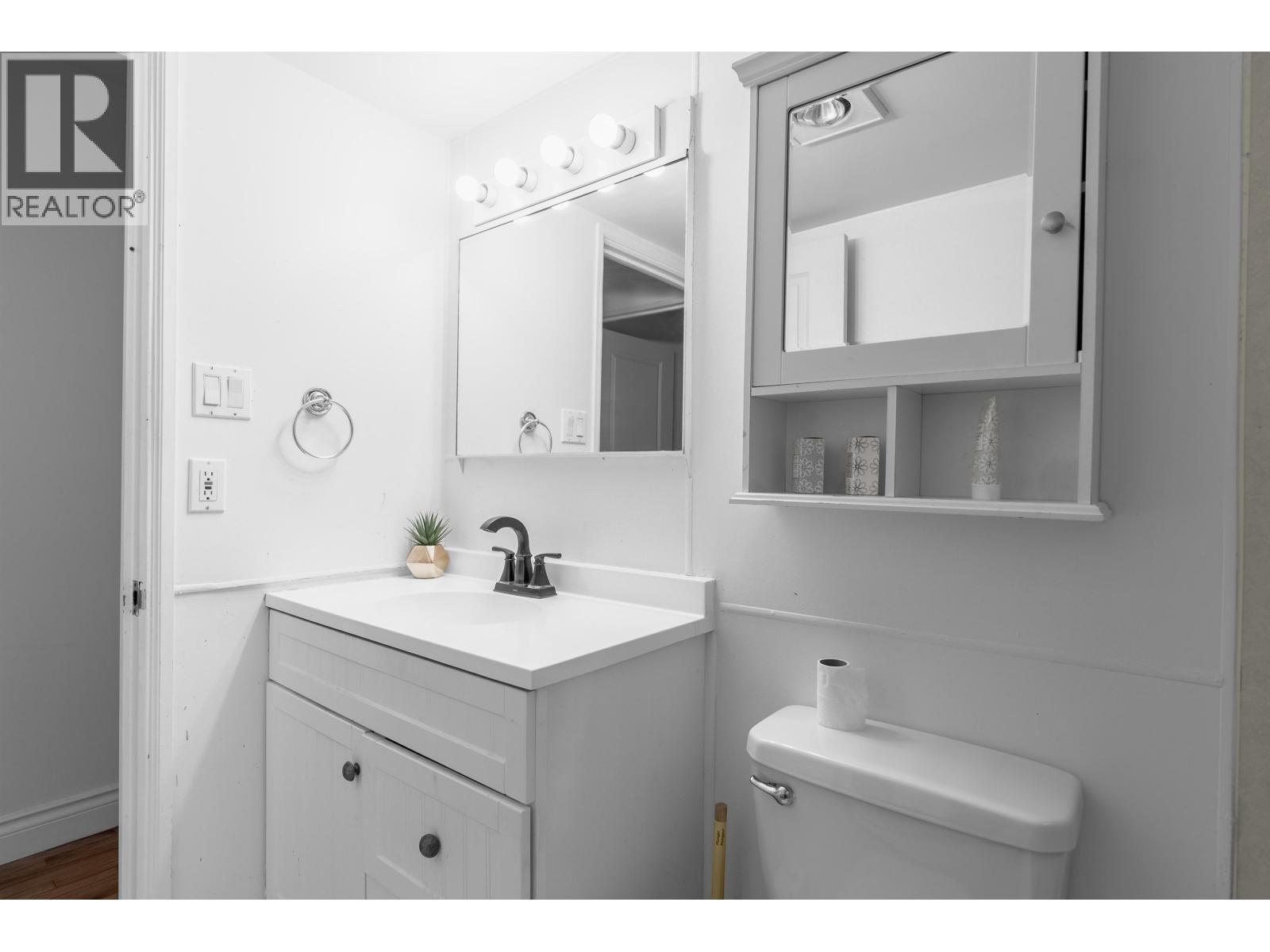 503 555 W 28th Street, North Vancouver, British Columbia  V7N 2J7 - Photo 18 - R3099180