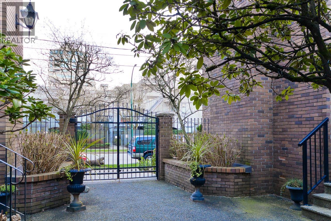 1355 W 7th Avenue, Vancouver, British Columbia  V6H 1B8 - Photo 4 - R3099181