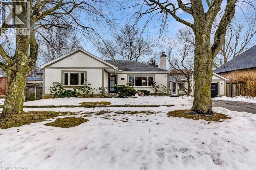 34 Oakley Court, Ancaster, Ontario  L9G 1T5 - Photo 2 - 40811794