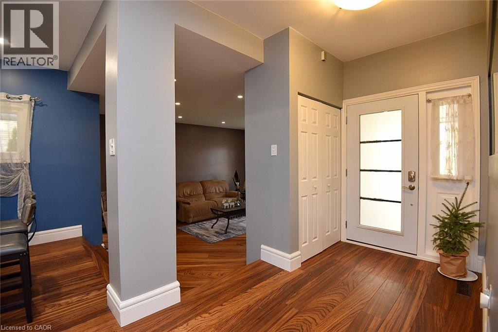 2346 Cavendish Drive, Burlington, Ontario  L7P 3B4 - Photo 5 - 40799805