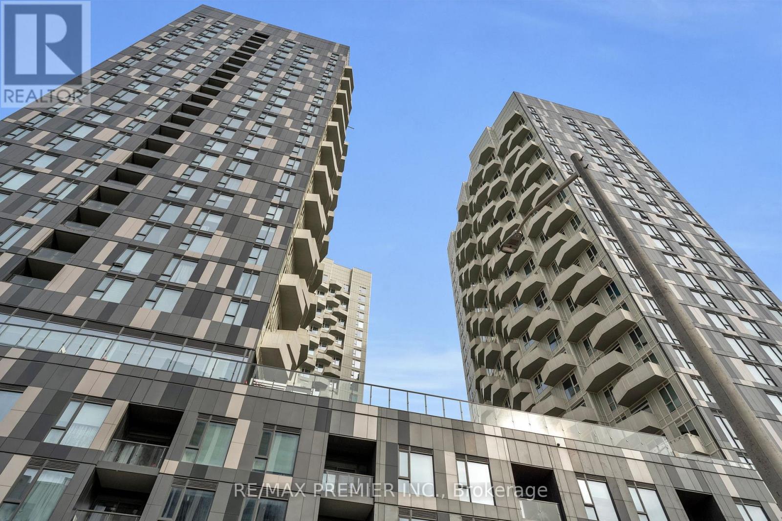 2326 - 498 Caldari Road, Vaughan, Ontario  L4K 0R6 - Photo 1 - N12876756