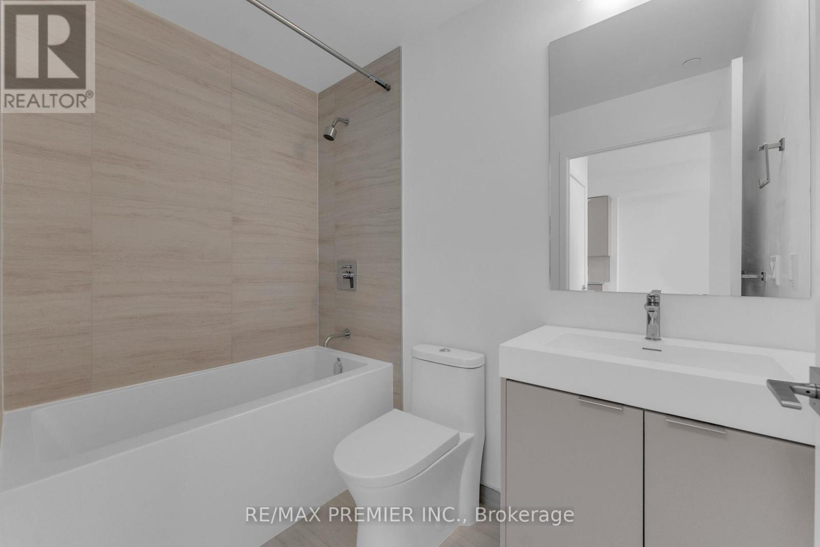 2326 - 498 Caldari Road, Vaughan, Ontario  L4K 0R6 - Photo 30 - N12876756