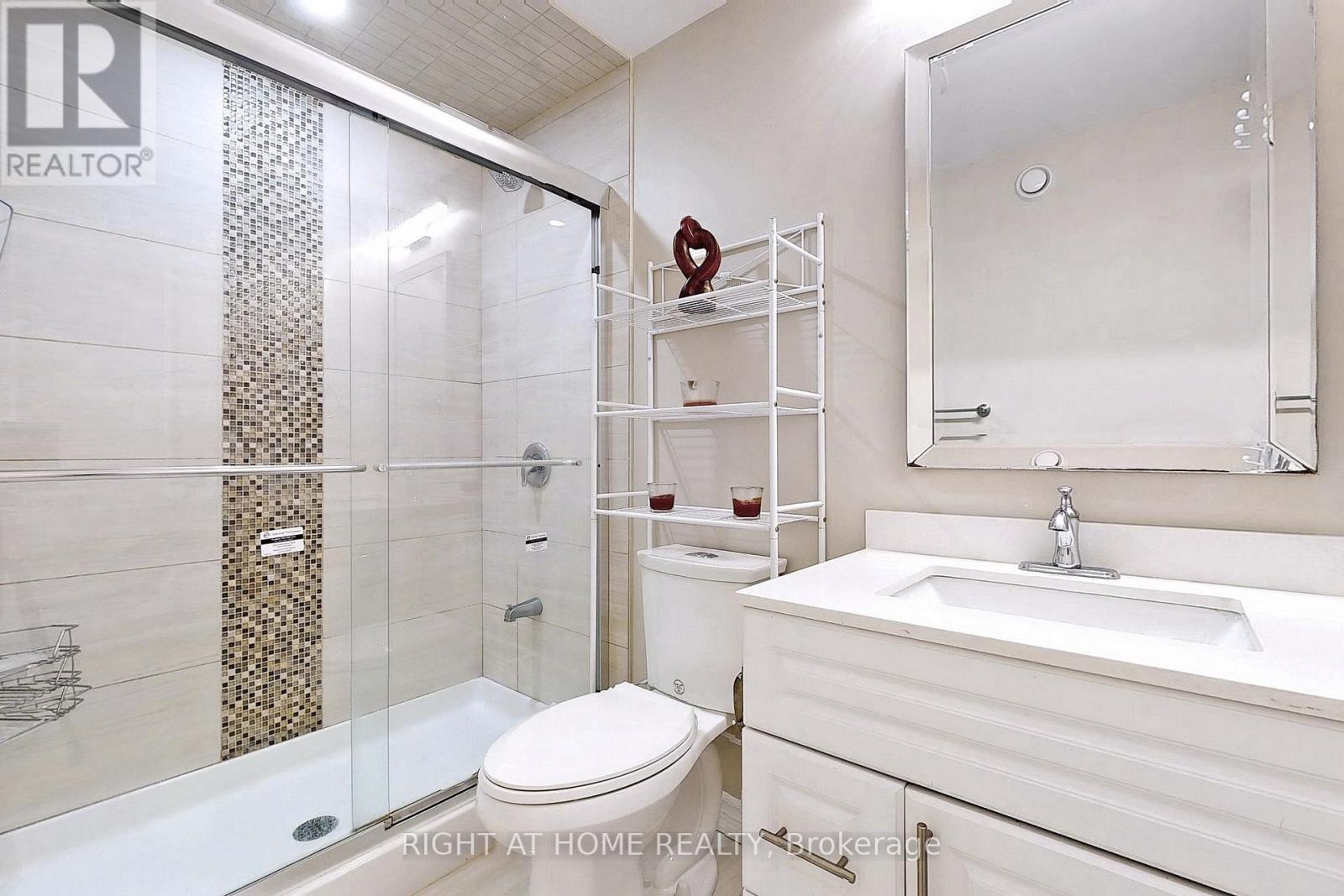 90 Maplebank Crescent, Whitchurch-Stouffville, Ontario  L4A 0R8 - Photo 47 - N12876760