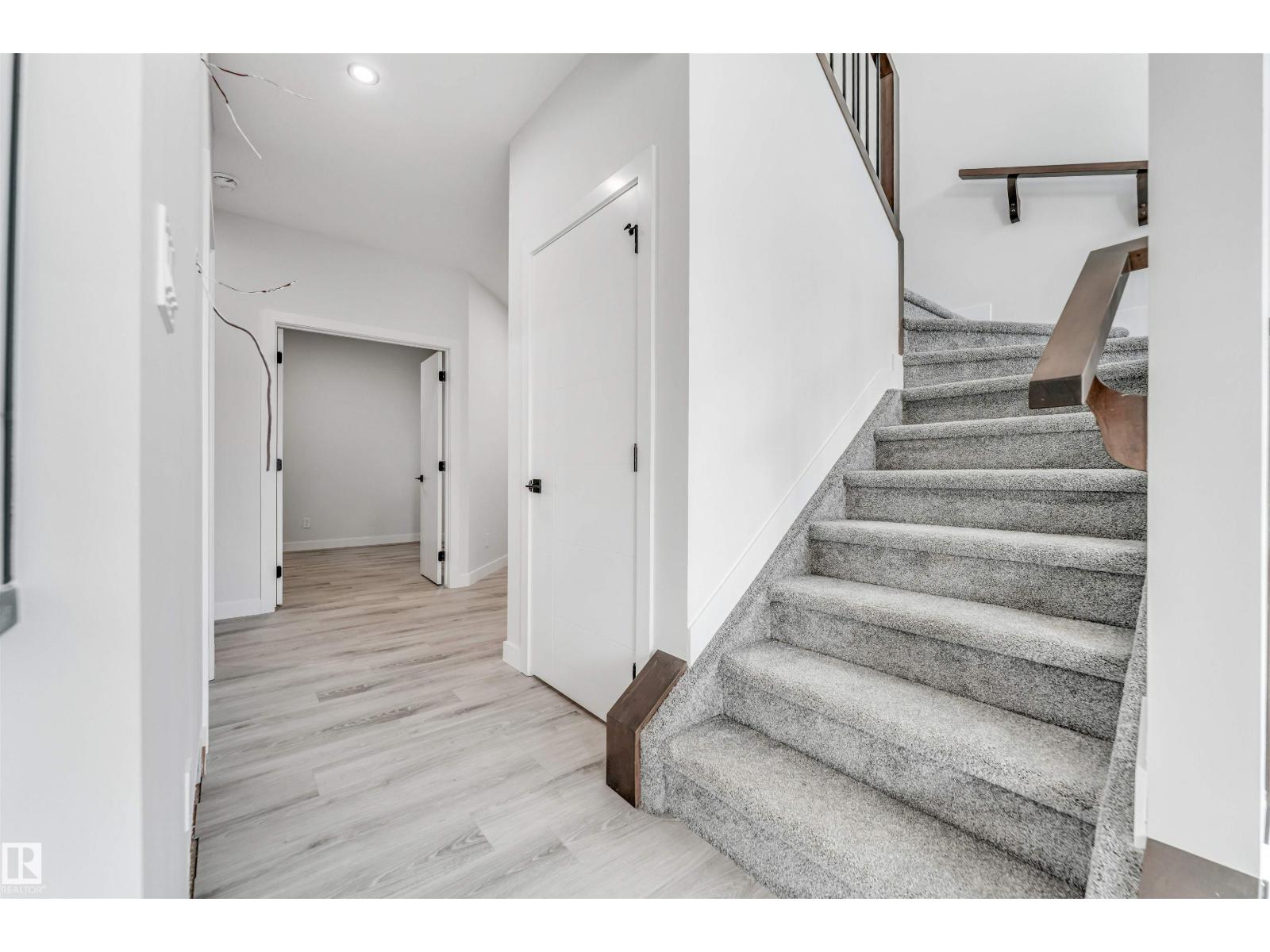 100 Eldridge Pt, St. Albert, Alberta  T8N 8C4 - Photo 19 - E4477095