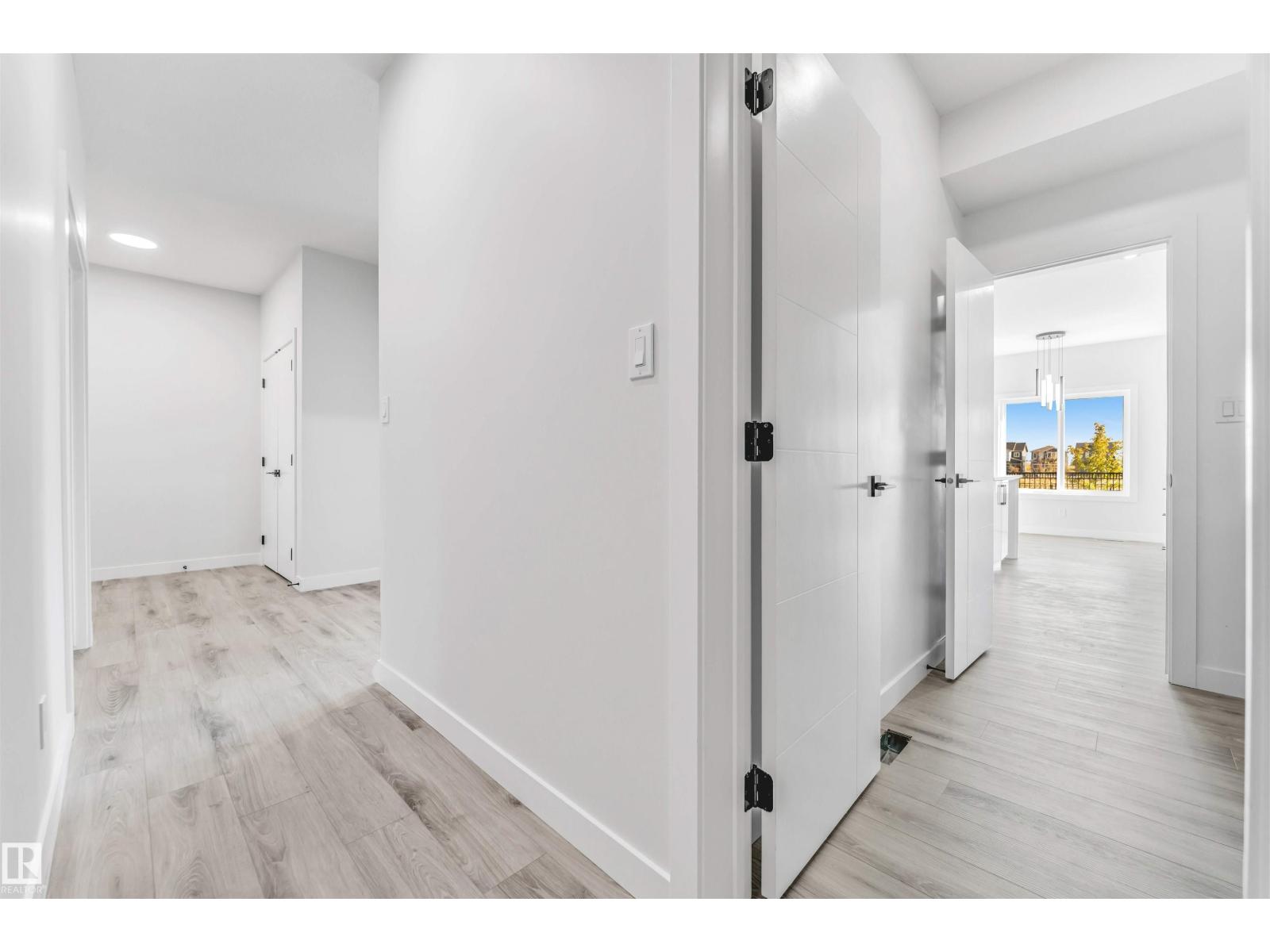 100 Eldridge Pt, St. Albert, Alberta  T8N 8C4 - Photo 4 - E4477095