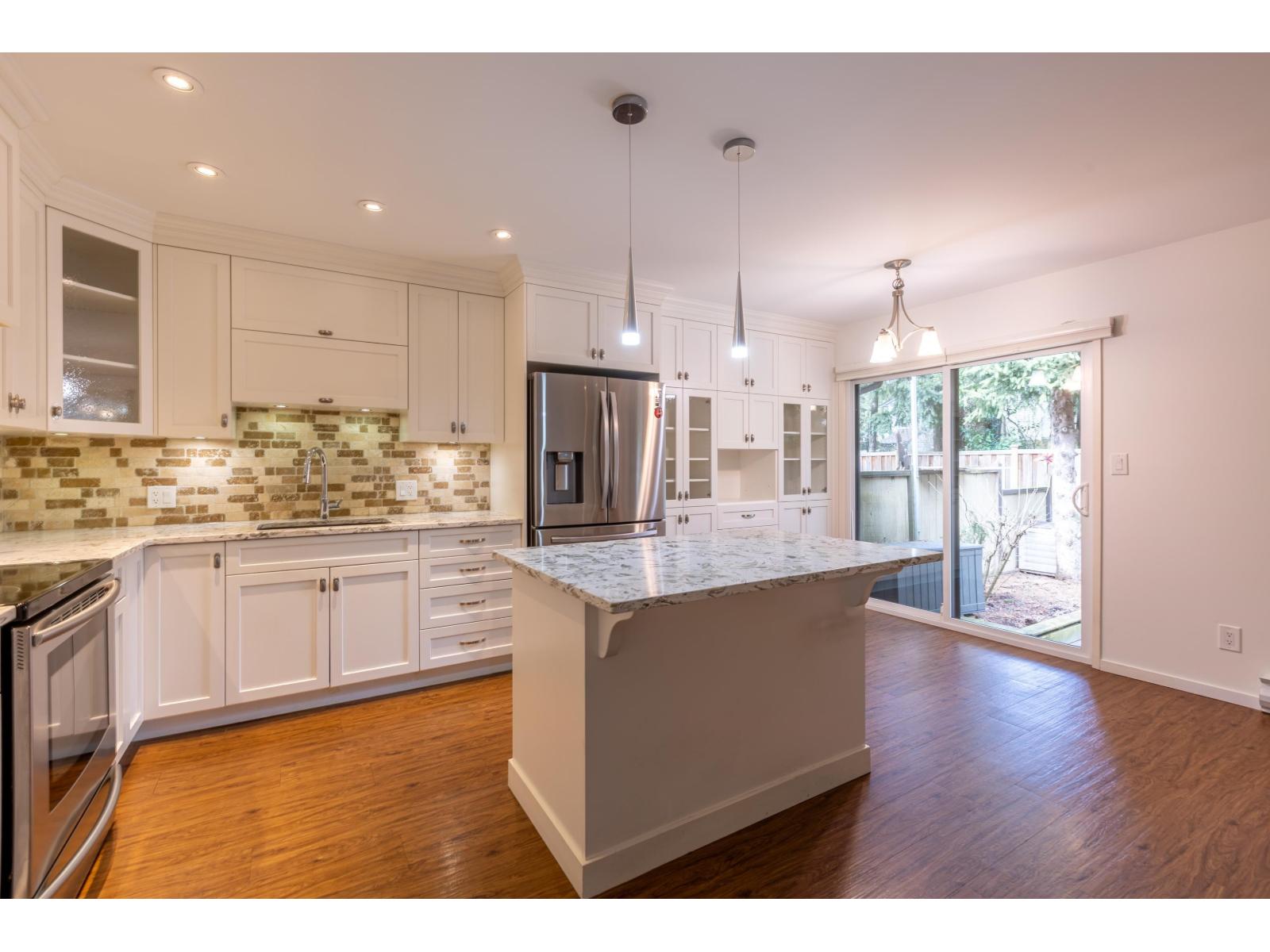 16 2998 Mouat Drive, Abbotsford, British Columbia  V2T 4E6 - Photo 4 - R3098565