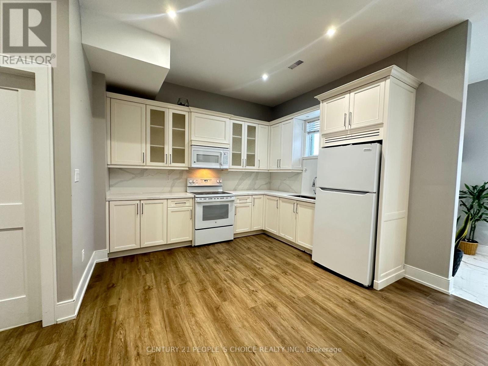 Basement - 171 Cornelius Parkway, Toronto, Ontario  M6L 2K8 - Photo 7 - W12651768