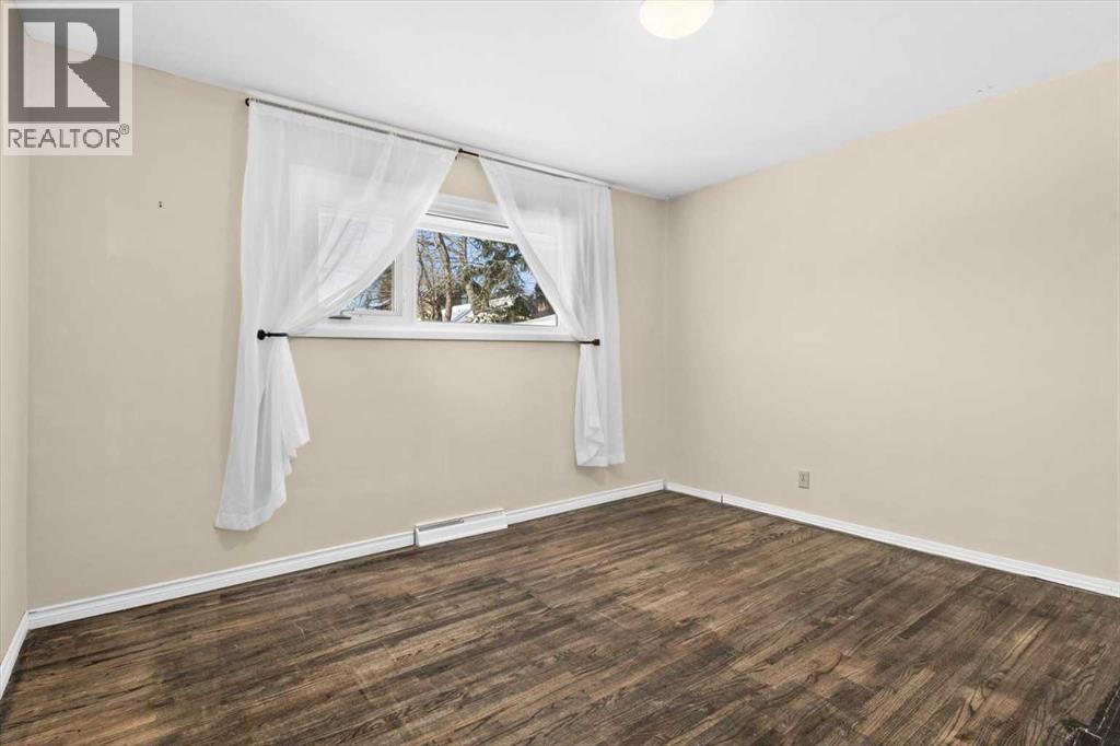 3527 42 Street Sw, Calgary, Alberta  T3E 2M7 - Photo 10 - A2291472