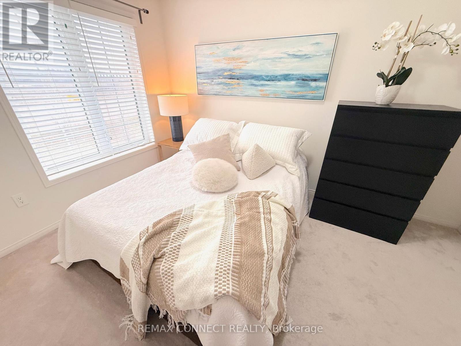 174 Sussexvale Drive, Brampton, Ontario  L6R 3R1 - Photo 19 - W12876470