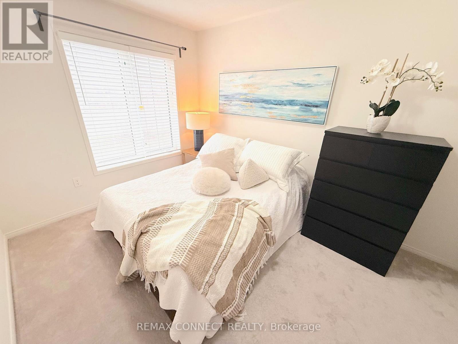 174 Sussexvale Drive, Brampton, Ontario  L6R 3R1 - Photo 20 - W12876470