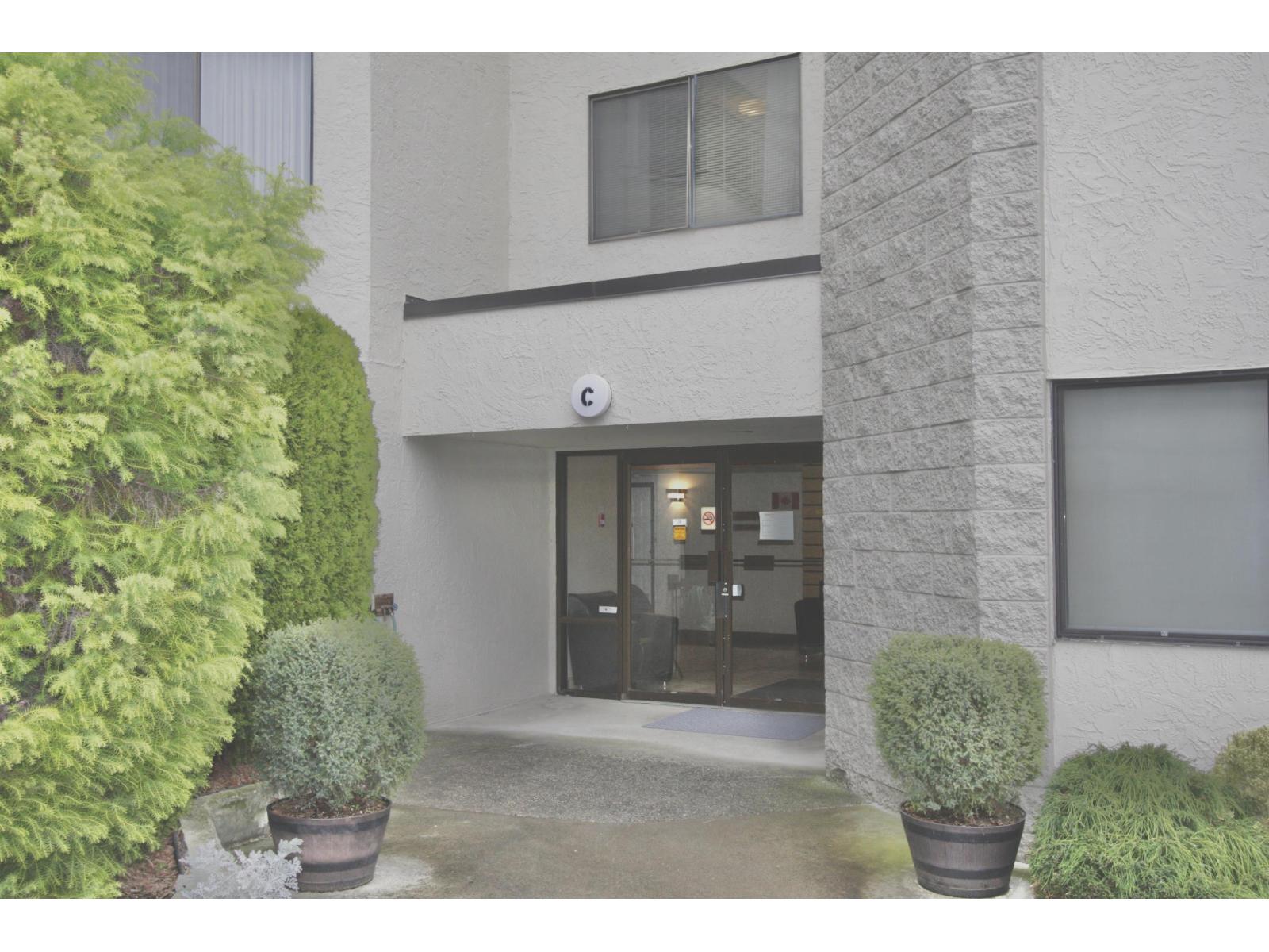 336 31955 Old Yale Road, Abbotsford, British Columbia  V2T 4N1 - Photo 2 - R3099145