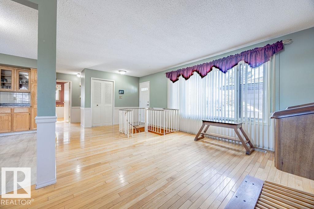 33 Garnet Cr, Sherwood Park, Alberta  T8A 2R7 - Photo 6 - E4477101