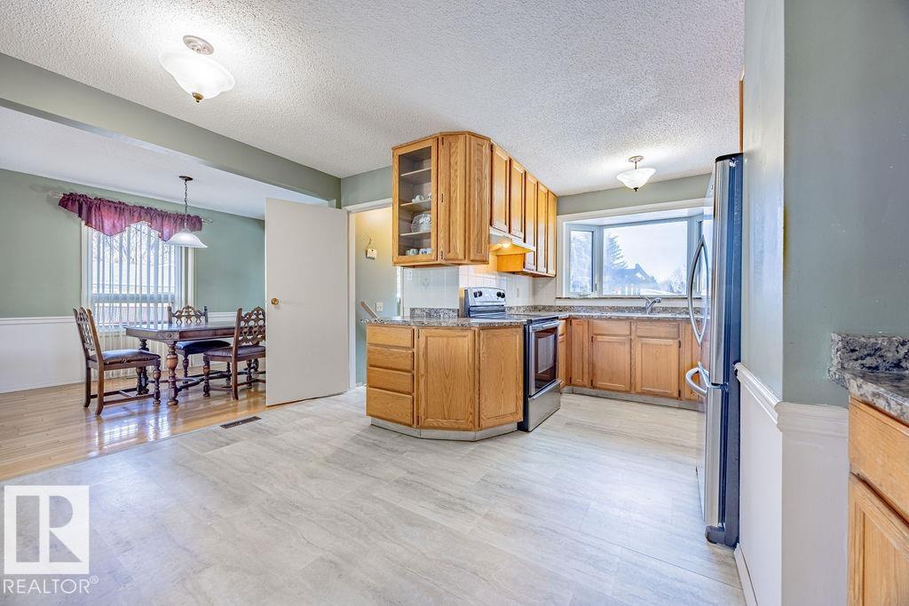 33 Garnet Cr, Sherwood Park, Alberta  T8A 2R7 - Photo 11 - E4477101