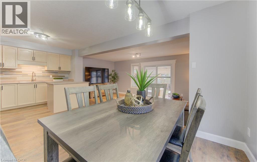 661 Jacob Lane Unit# B, Waterloo, Ontario  N2V 2G9 - Photo 10 - 40810644