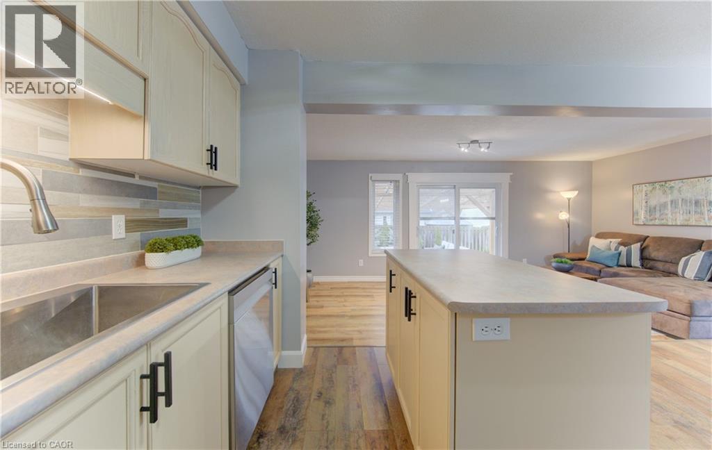 661 Jacob Lane Unit# B, Waterloo, Ontario  N2V 2G9 - Photo 15 - 40810644