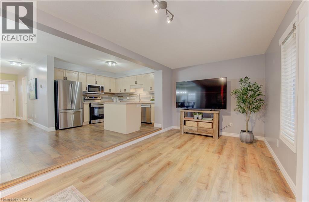 661 Jacob Lane Unit# B, Waterloo, Ontario  N2V 2G9 - Photo 18 - 40810644