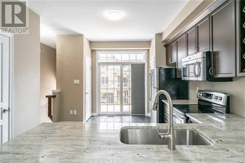 79 - 541 Winston Road, Grimsby, Ontario  L3M 0C5 - Photo 12 - X12876746