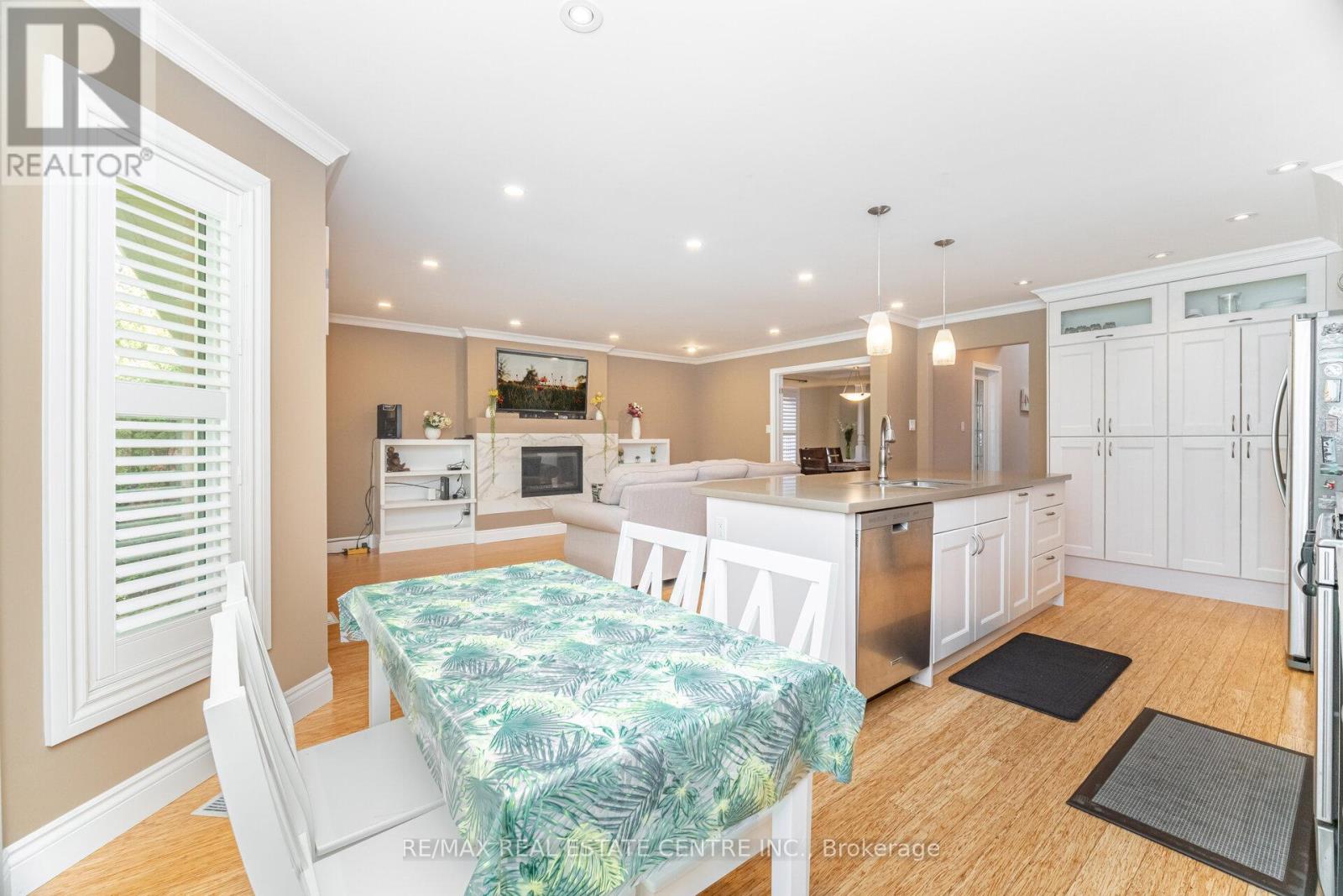 327 Cavendish Drive, Hamilton, Ontario  L9G 3Z1 - Photo 16 - X12876806