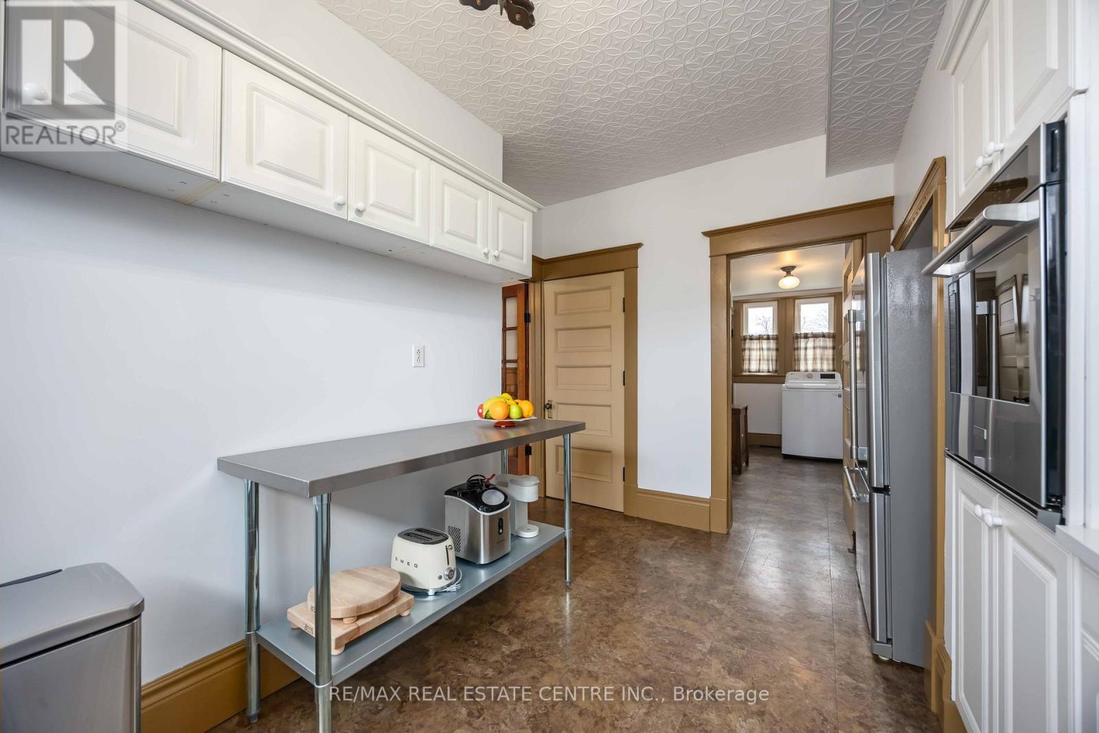 343 Gillard Street, Chatham-Kent, Ontario  N8A 1N5 - Photo 12 - X12876824