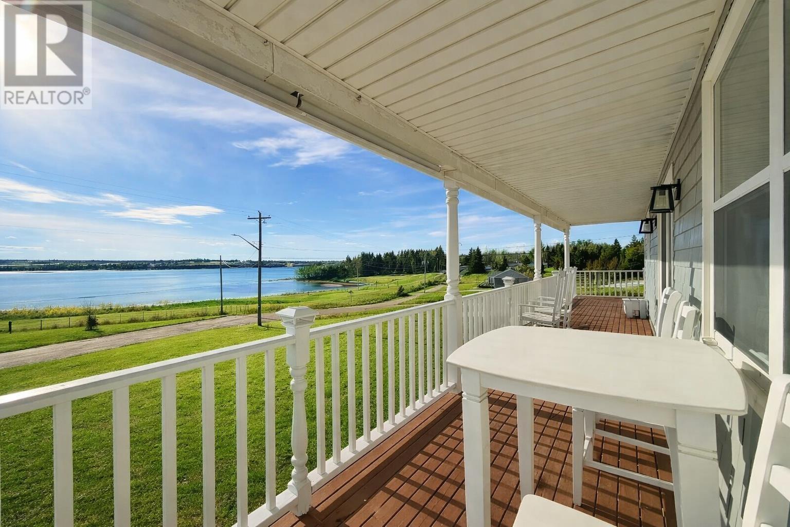 8 Burns Avenue, Stanley Bridge, Prince Edward Island  C0A 1N0 - Photo 4 - 202604455