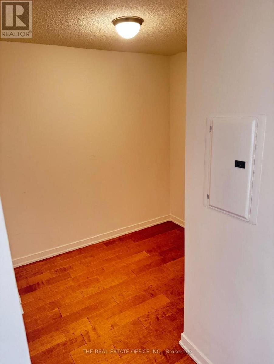 5111 - 11 Brunel Court, Toronto (Waterfront Communities), Ontario  M5V 3Y3 - Photo 3 - C12810164