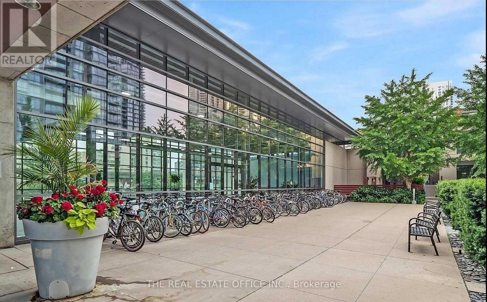 5111 - 11 Brunel Court, Toronto (Waterfront Communities), Ontario  M5V 3Y3 - Photo 13 - C12810164