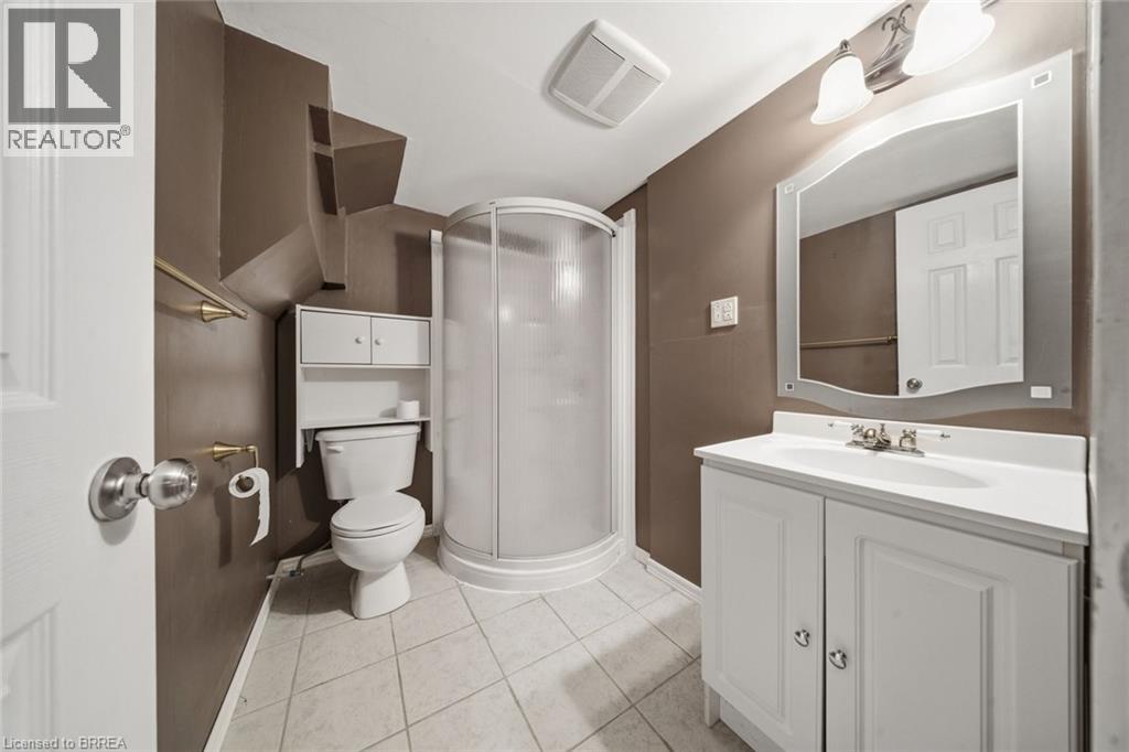 16 Somerset Road, Brantford, Ontario  N3R 5A5 - Photo 21 - 40809659