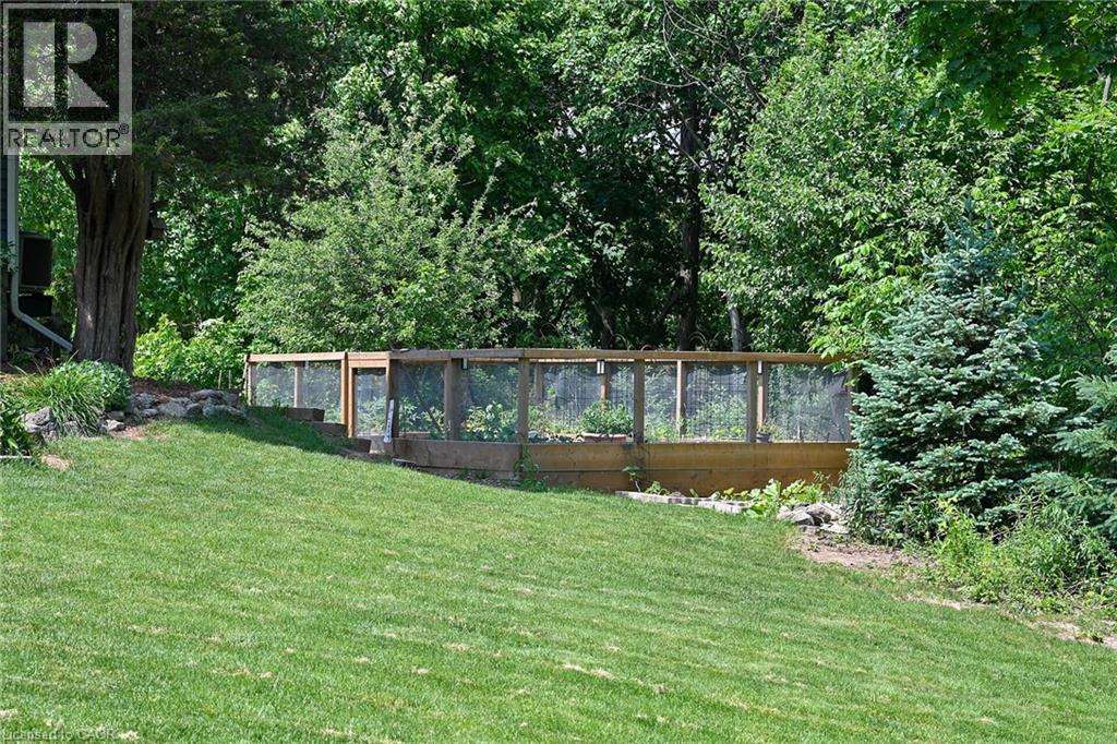 140 Wellington Street, Waterdown, Ontario  L0R 2H0 - Photo 46 - 40810517