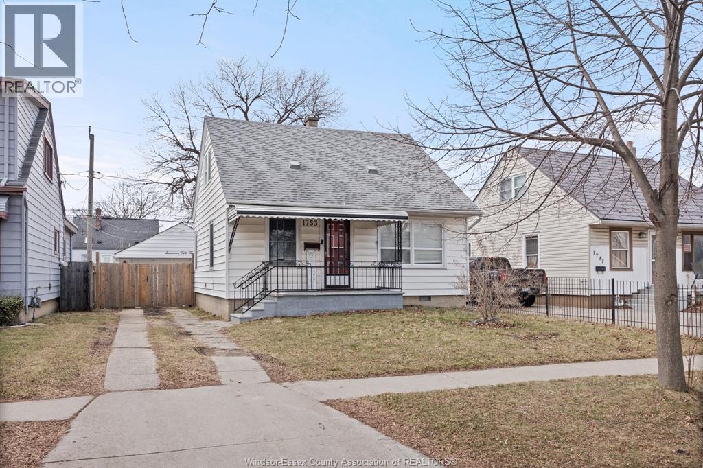 1753 Westcott, Windsor, Ontario  N8Y 4E1 - Photo 1 - 26005211
