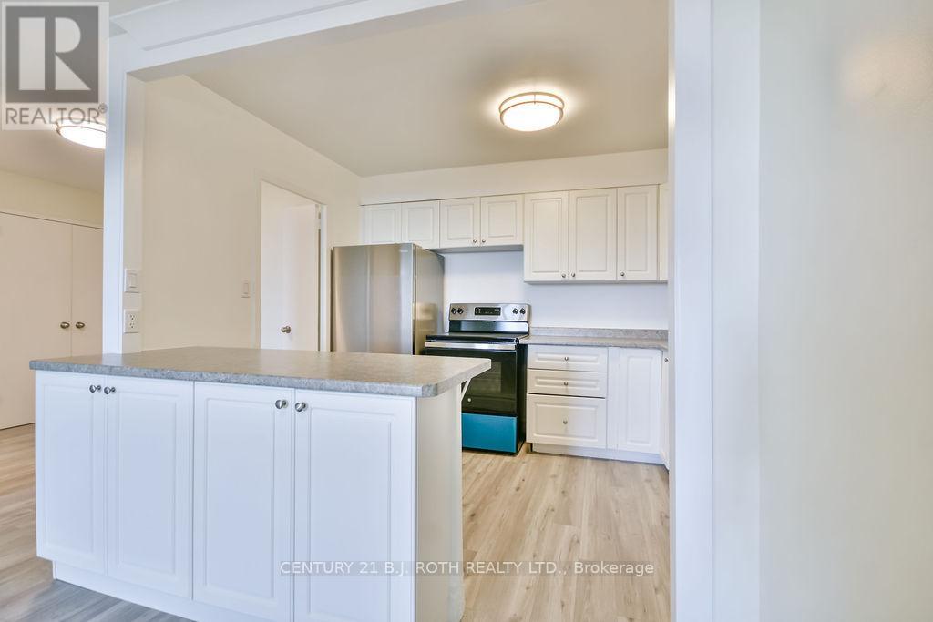 45 - 2 Grove Street E, Barrie (Wellington), Ontario  L4M 2N5 - Photo 4 - S12736808