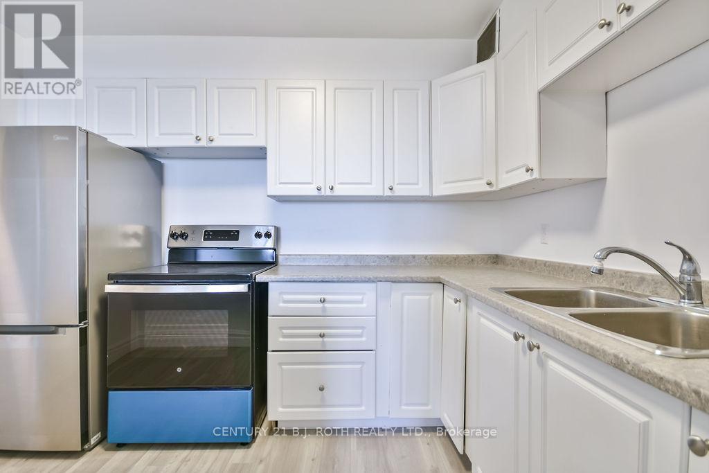 45 - 2 Grove Street E, Barrie (Wellington), Ontario  L4M 2N5 - Photo 5 - S12736808