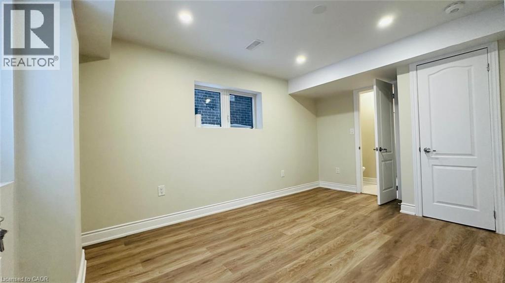 290 Woodbine Avenue Unit# Lower, Kitchener, Ontario  N2R 0P7 - Photo 4 - 40811474