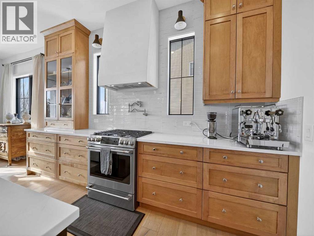 29 Highwood Drive, Okotoks, Alberta  T1S 5S3 - Photo 11 - A2286396