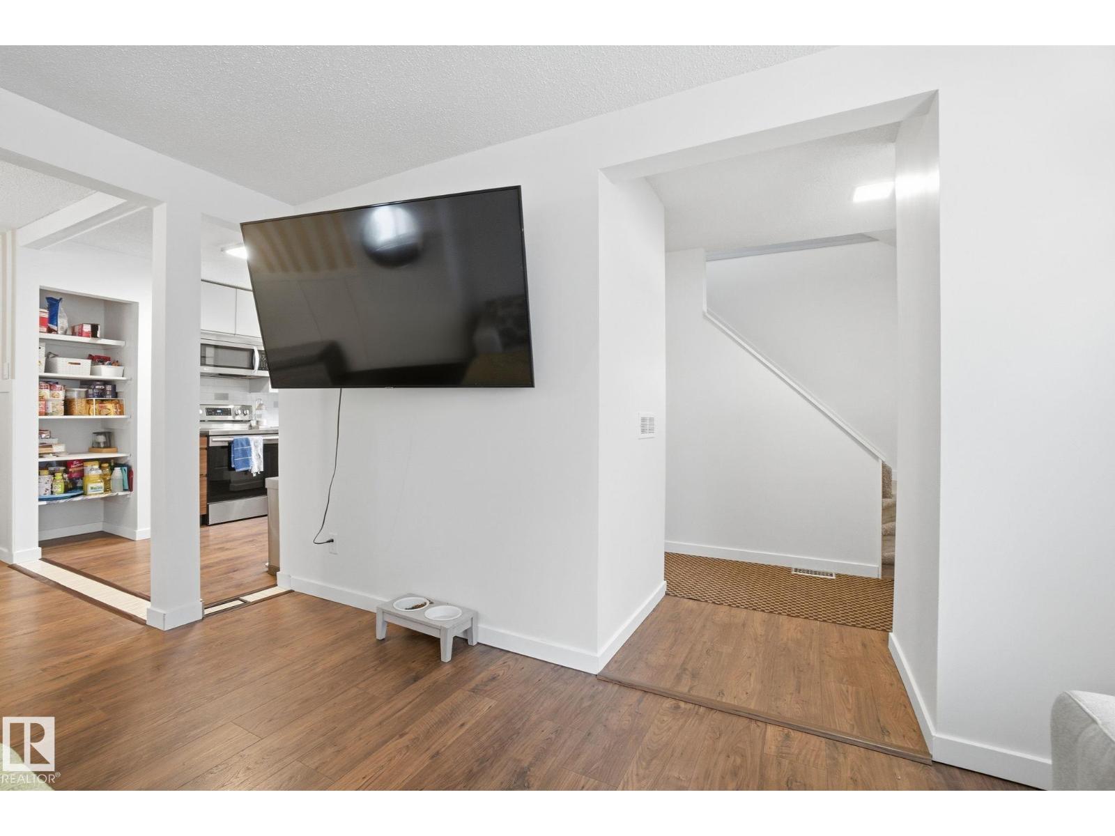 15016 51 St Nw, Edmonton, Alberta  T5A 3N8 - Photo 8 - E4477111