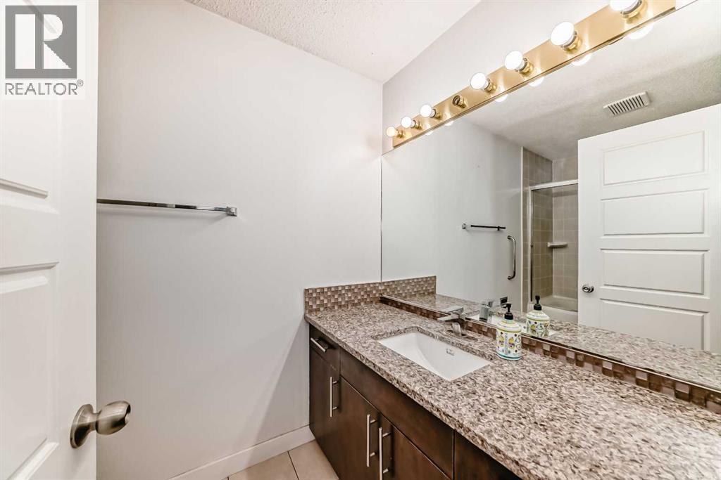 130 Pinemeadow Road Ne, Calgary, Alberta  T1Y 4N9 - Photo 15 - A2290921