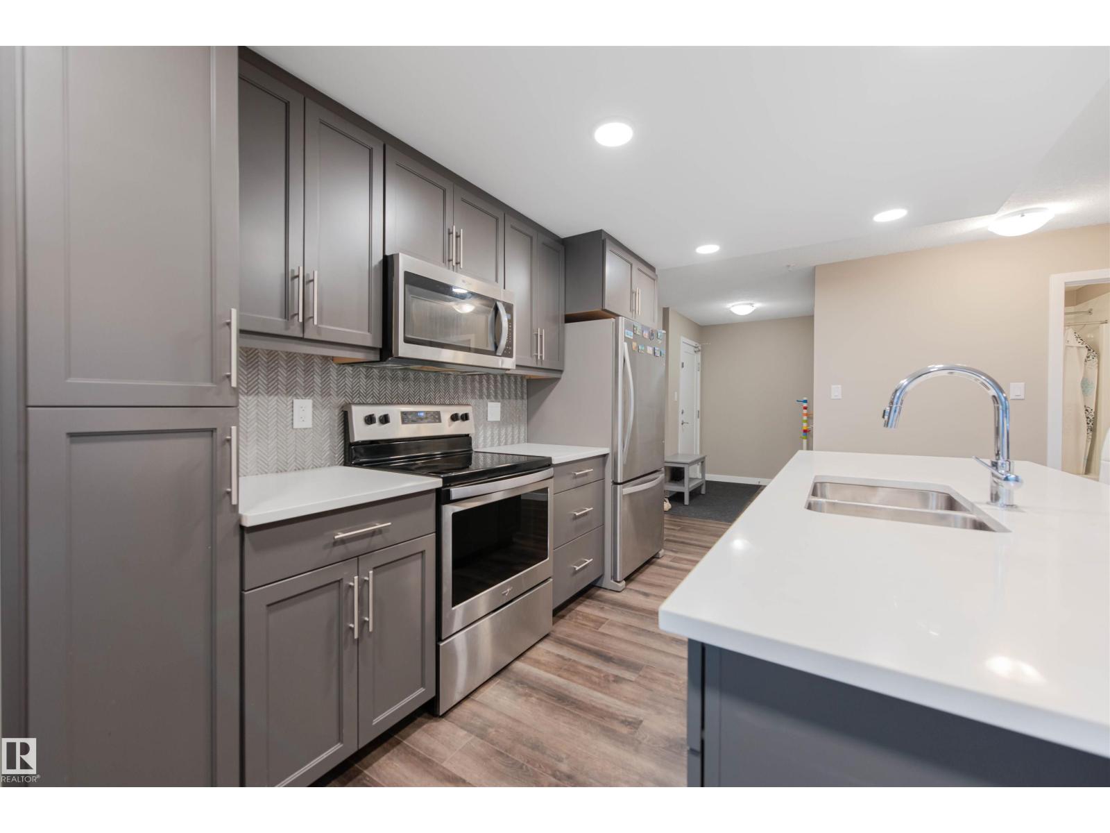 #121 5504 Schonsee Dr Nw, Edmonton, Alberta  T5Z 0N9 - Photo 3 - E4477113