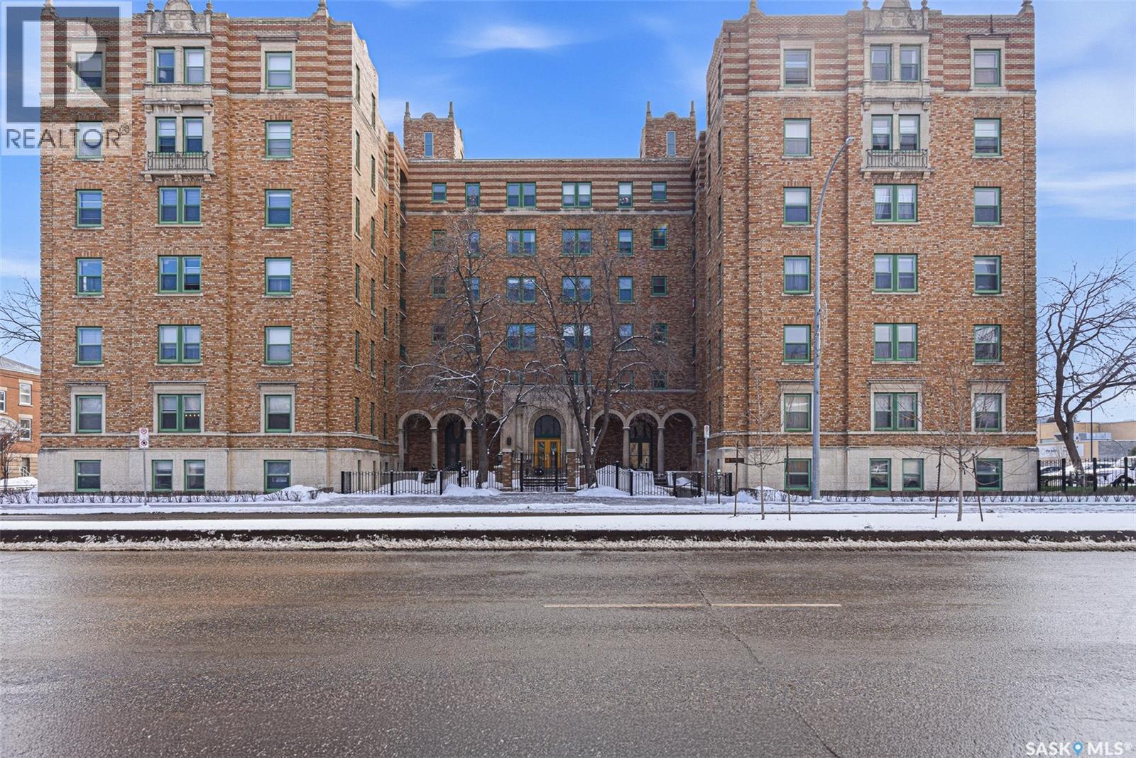 214 2305 Victoria Avenue, Regina, Saskatchewan  S4P 0S7 - Photo 1 - SK030294