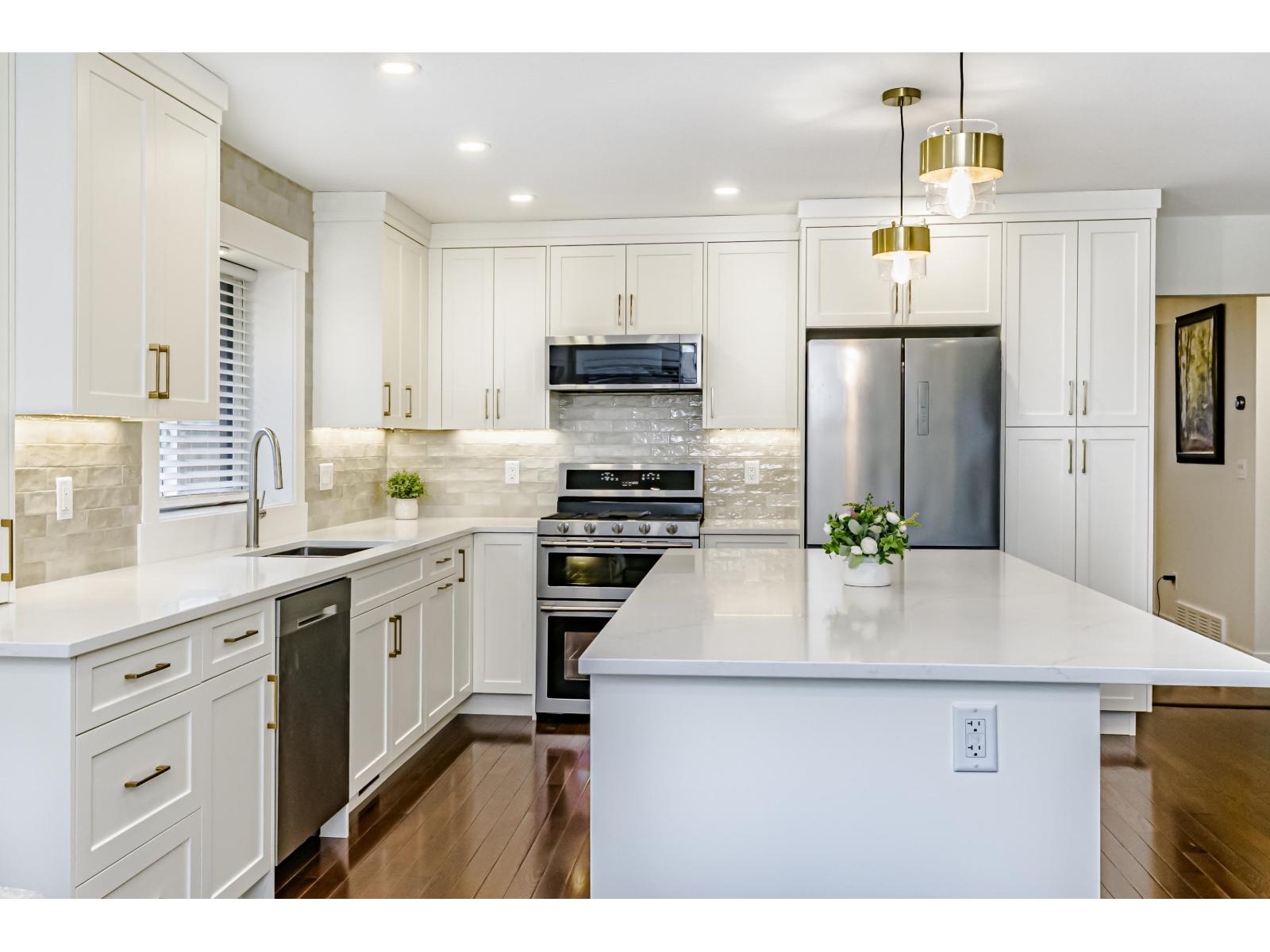 45169 Cumberland Avenue, Sardis South, Chilliwack, British Columbia  V2R 3E5 - Photo 5 - R3099140