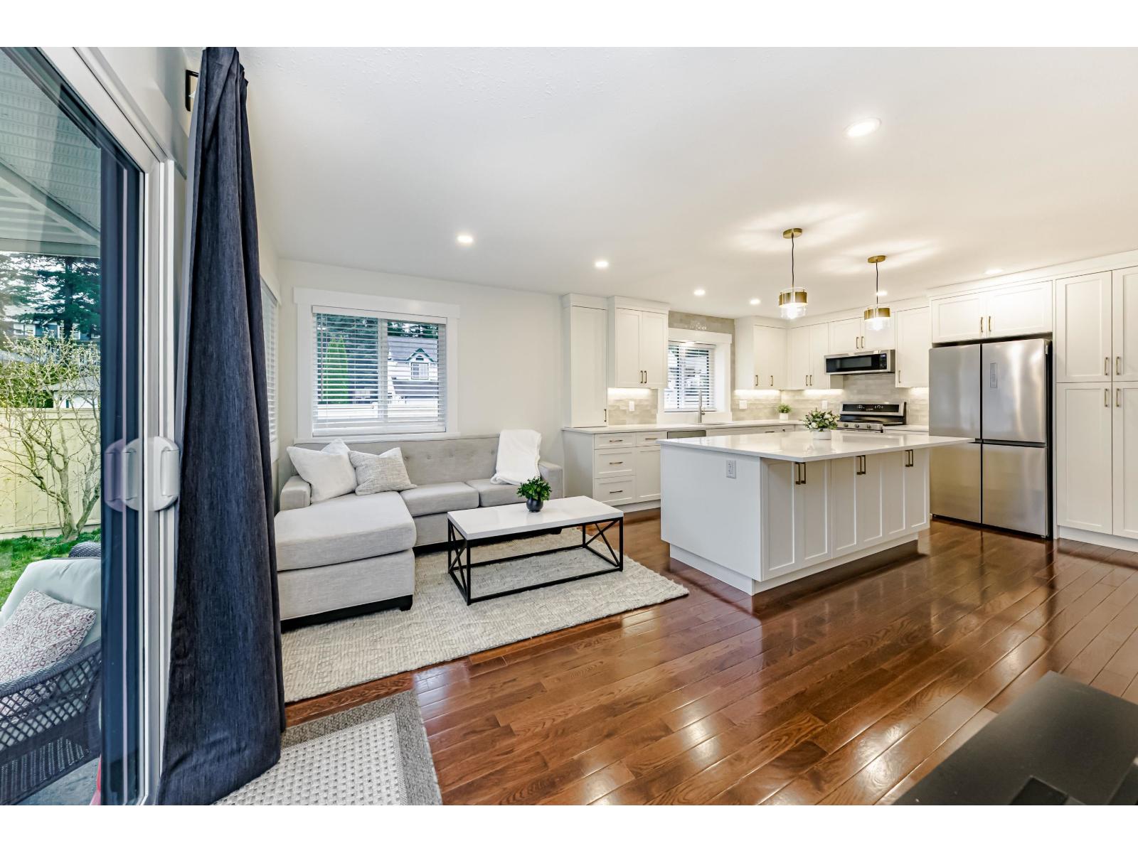 45169 Cumberland Avenue, Sardis South, Chilliwack, British Columbia  V2R 3E5 - Photo 9 - R3099140