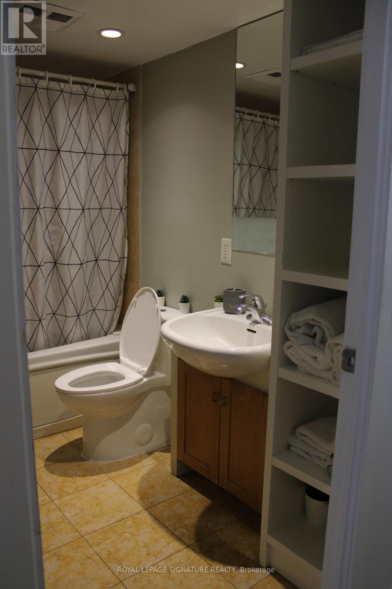 611 - 8 York Street, Toronto, Ontario  M5J 2Y2 - Photo 14 - C12812030