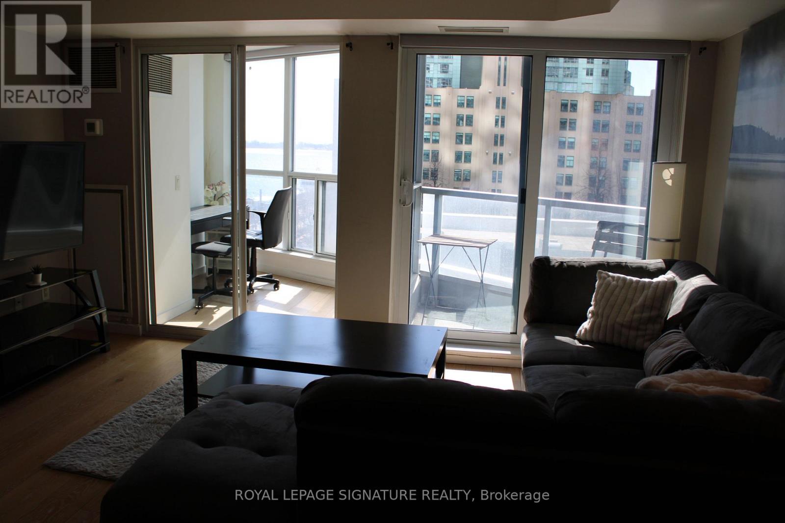 611 - 8 York Street, Toronto, Ontario  M5J 2Y2 - Photo 9 - C12812030