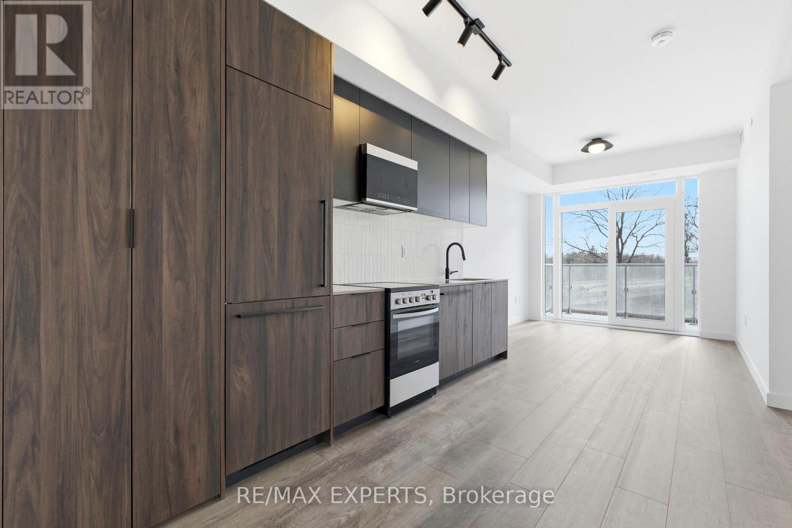 233 - 1635 Military Trail, Toronto (Highland Creek), Ontario  M1C 1B2 - Photo 1 - E12875230