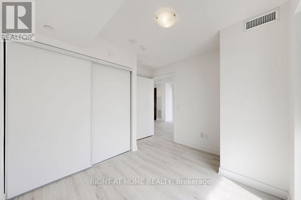 1205 - 1010 Sandy Beach Road, Pickering (Bay Ridges), Ontario  L1W 3V9 - Photo 18 - E12790346