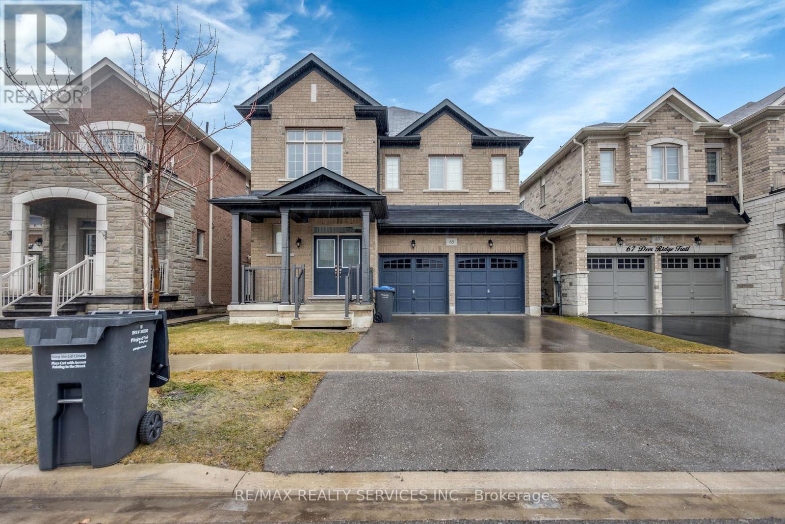 65 Deer Ridge Trail, Caledon, Ontario  L7C 2C7 - Photo 4 - W12846844