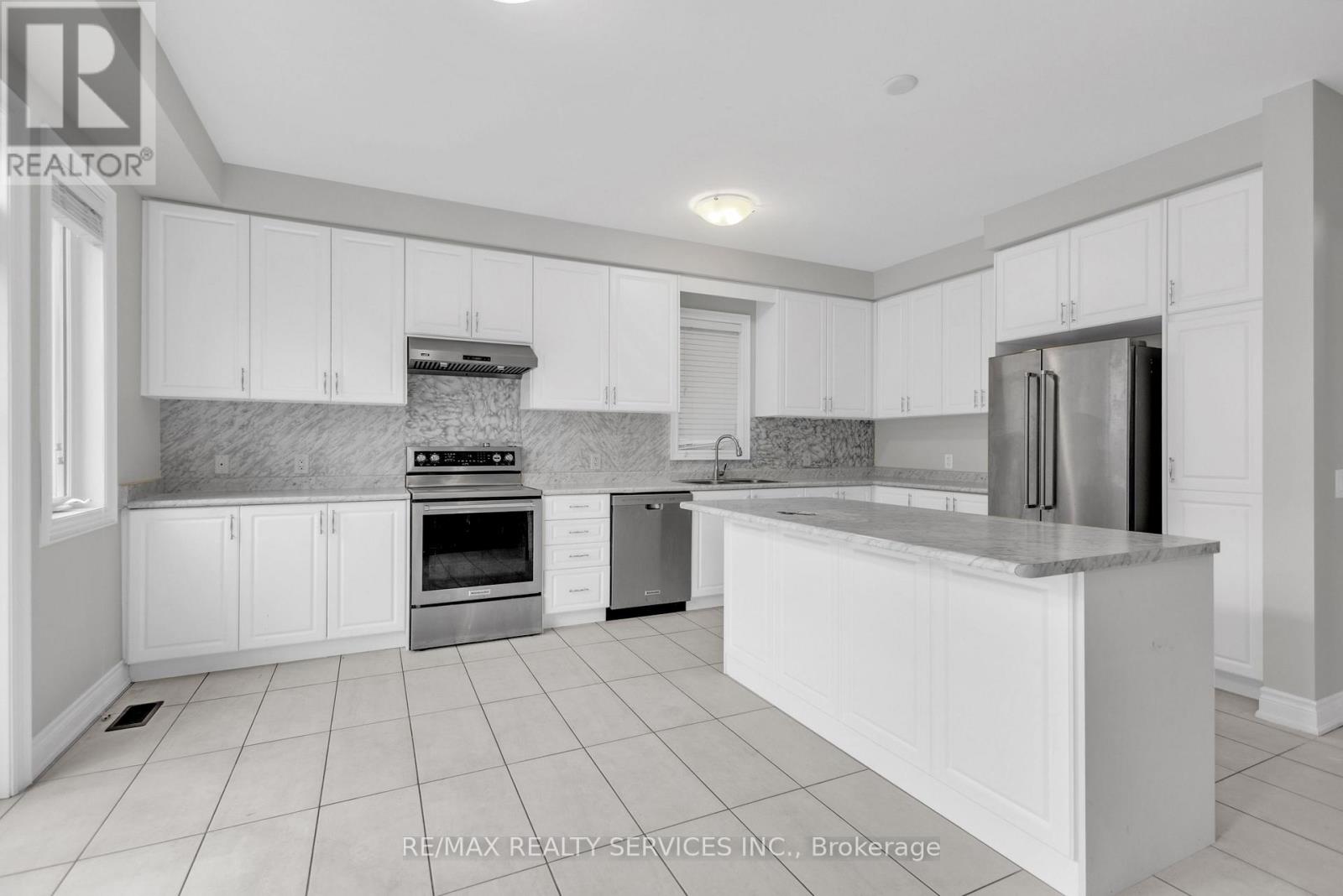 65 Deer Ridge Trail, Caledon, Ontario  L7C 2C7 - Photo 13 - W12846844