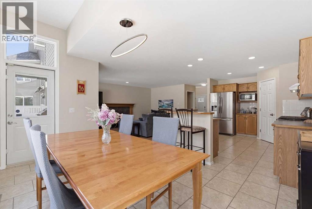 1067 Coventry Drive Ne, Calgary, Alberta  T3K 4R8 - Photo 11 - A2292525