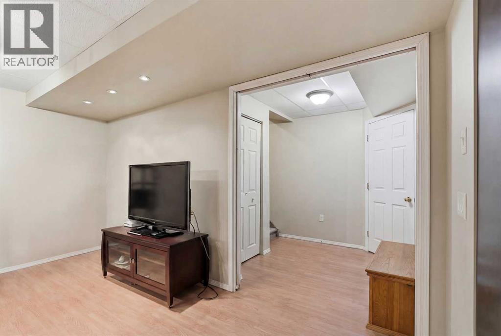 1067 Coventry Drive Ne, Calgary, Alberta  T3K 4R8 - Photo 33 - A2292525